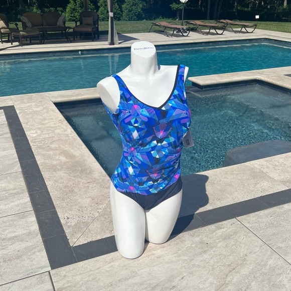 ‼️SALE ‼️ NWT Sunmarin Gorgeous swimsuit in Multi-Color Blue C Cup / Size 16 - Picture 5 of 9